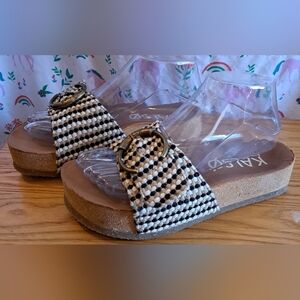 EUC Kalso Sway Navy & Beige Neutral Boho Platform Chunky Casual Sandal Shoe SZ 6